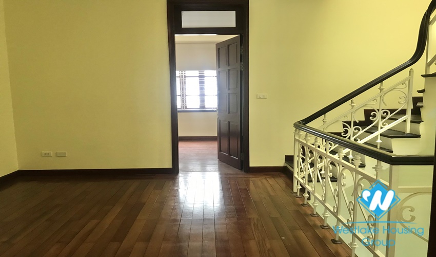 Cheap house for rent in Ciputra area, Tay Ho, Hanoi- Unfurnished